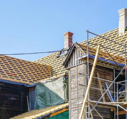 How to Prepare Your Home for a Major Roof Replacement Project