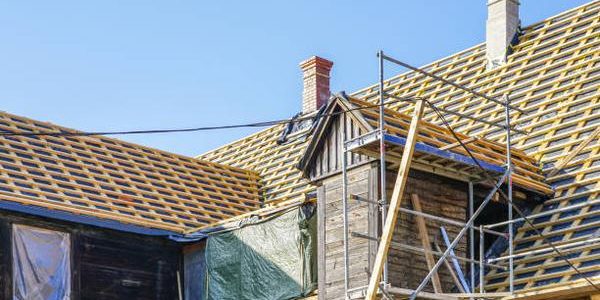 How to Prepare Your Home for a Major Roof Replacement Project